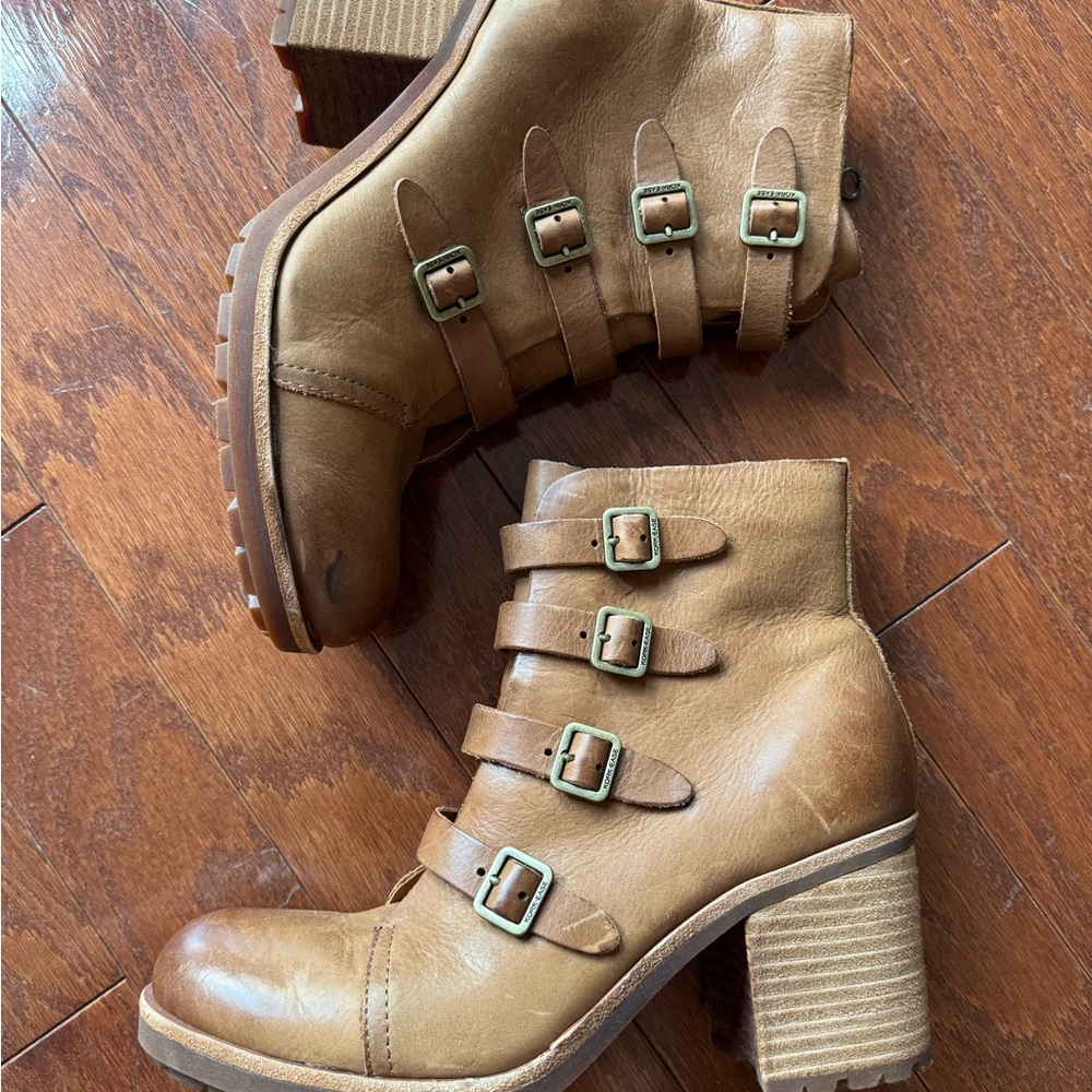 Kork-Ease Women’s Dee Boot in Brown Leather Size 10